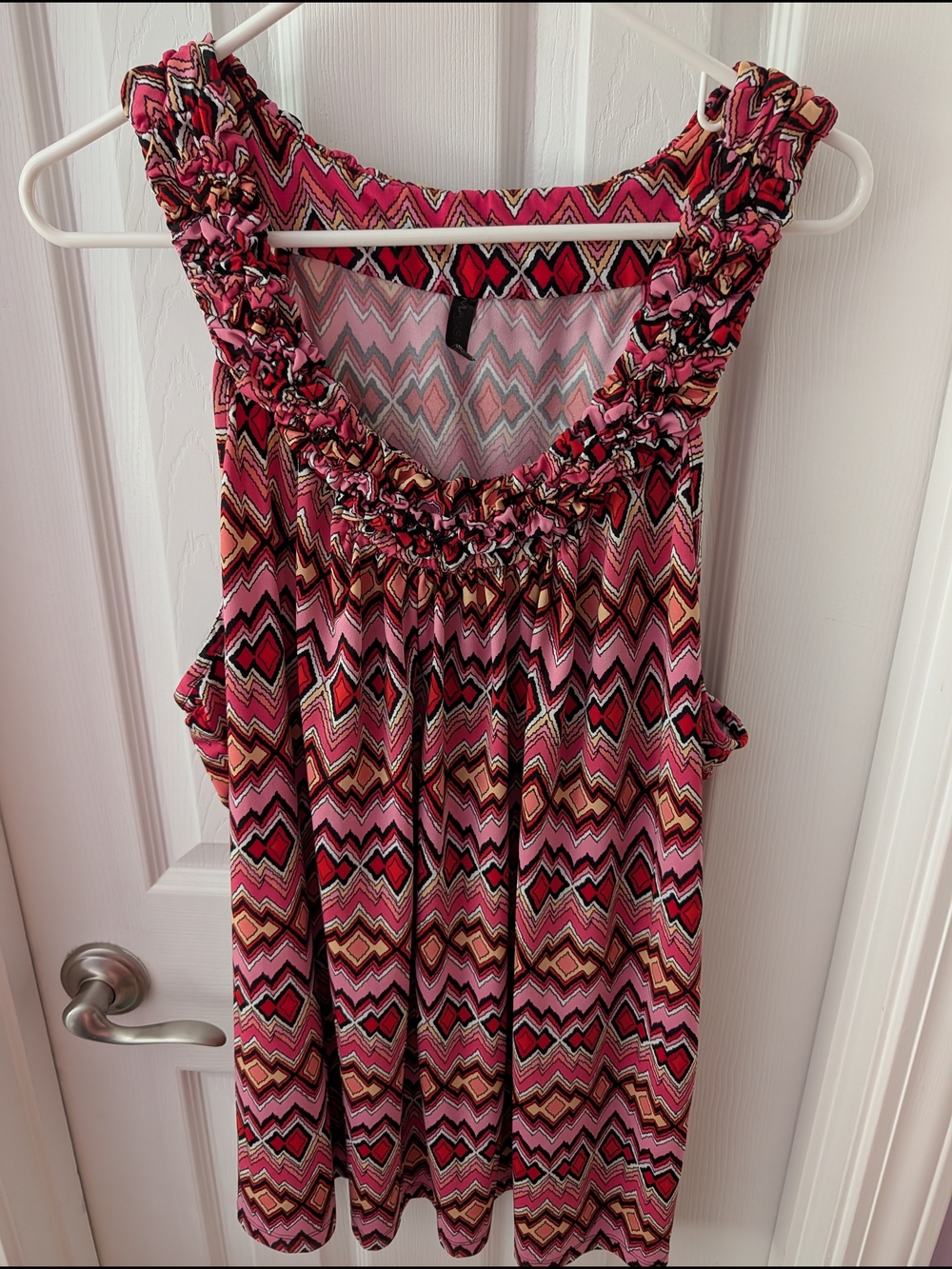 Massini Pink and Red Zigzag Smocked-Neck Tank